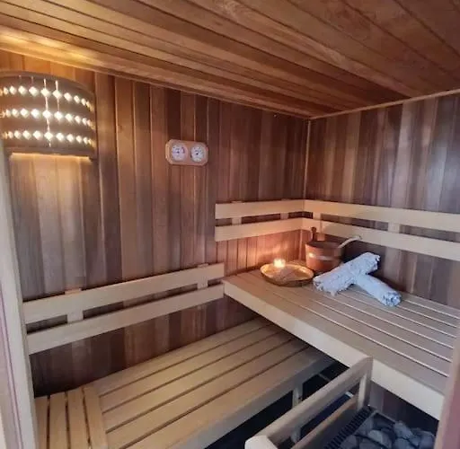 Waterval Wellness-suite Met Sauna! * Bodegraven