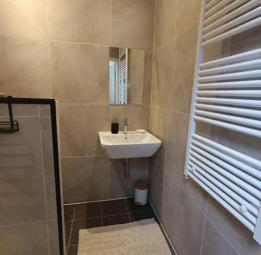 Waterval Wellness-suite Met Sauna! *